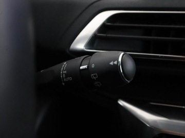 Peugeot 3008 II Crossover 1.2 PureTech 130KM 2019 Peugeot 3008 Active Business navi kamera virtual, zdjęcie 34