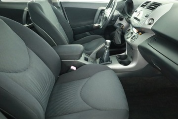 Toyota RAV4 III MPV 2.2 16V D-4D 136KM 2006 Toyota RAV 4 2.2 D-4D, Salon Polska, 4X4, Klima, zdjęcie 6
