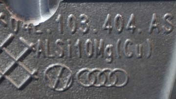 VW GOLF VII 1.4TSI ГОЛОВКА ДВИГАТЕЛЯ 04E103404AE