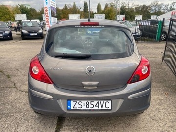 Opel Corsa E Hatchback 3d 1.2 Twinport 70KM 2014 Opel Corsa zarejstrowany 1.2 Benzyna 70KM, zdjęcie 1