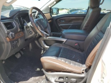 Nissan Titan 2017 Nissan Titan 2017 NISSAN TITAN SV 5.6 Benzyna 400KM, zdjęcie 6