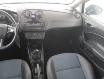 Seat Ibiza IV Hatchback 5d Facelifting 1.2 70KM 2013 Seat Ibiza 1.2 12V, Klima, Tempomat,ALU, zdjęcie 7
