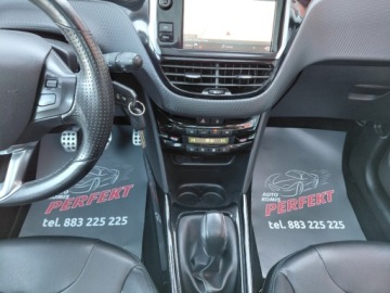 Peugeot 2008 I SUV Facelifting 1.6 BlueHDi 99KM 2017 Peugeot 2008 Navi Kamera Panorama Klimatronik Alu 1.6 Diesel 100KM, zdjęcie 21