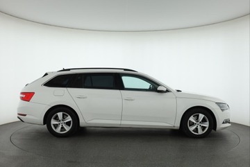 Skoda Superb III Kombi 2.0 TDI 150KM 2016 Skoda Superb 2.0 TDI, Salon Polska, Xenon, zdjęcie 5