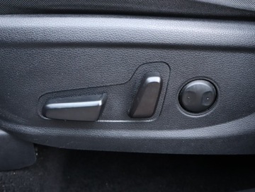 Hyundai Santa Fe III SUV Facelifting 2.0 CRDi 185KM 2018 Hyundai Santa Fe 2.0 CRDi, Salon Polska, 182 KM, zdjęcie 20