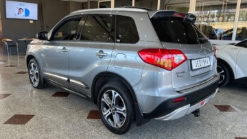 Suzuki Vitara III SUV 1.6 DDiS 120KM 2015 Suzuki Vitara 1.6 D ALLGRIP 4x4 Kamera Ledy Navi Szyber Skory MOZLIWA ZAMI, zdjęcie 4