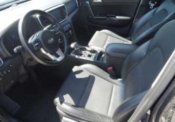 Kia Sportage IV SUV Facelifting 1.6 CRDI 136KM 2018 Kia Sportage 1.6 CRDI 136KM Navi Automat Kamera Bezwypadkowy Oplacony, zdjęcie 8