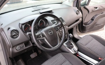 Opel Meriva II Mikrovan Facelifting 1.4 Turbo ECOTEC 120KM 2015 Opel Meriva 1.4 Benzyna 120KM, zdjęcie 5