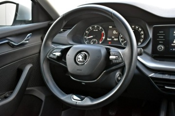 Skoda Octavia IV Liftback 1.5 TSI EVO 150KM 2023 Škoda Octavia Skoda Octavia Bezwypadkowy / Salon, zdjęcie 17