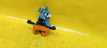 ЗАМОК ЗАДНИЙ КАПОТА OCTAVIA I 1U6827501C 00-04