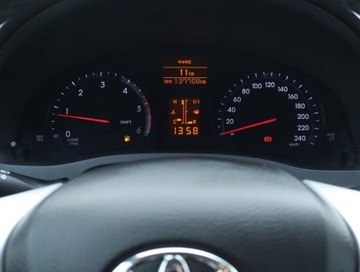 Toyota Avensis III Sedan Facelifting 2.0 D-4D 124KM 2014 Toyota Avensis 2.0 D-4D, Salon Polska, Serwis ASO, zdjęcie 10