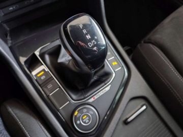 Volkswagen Tiguan II SUV Facelifting 2.0 TDI 150KM 2023 Volkswagen Tiguan Elegance, Matrix, Head-Up, Kamera, Asystenci, Hak, Ambie, zdjęcie 34