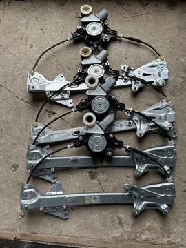 COROLLA E21 ZVEDÁK MECHANIZMUS MOTOR OKNO LEVÝ PRAVÝ PŘEDNÍ