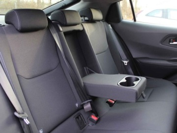 Toyota Prius V (XW60) 2.0  Hybrid Dynamic Force Plug-in 223KM 2025 Od ręki - Prestige 2.0 Hybrid Plug-in 223KM | Podgrzewane fotele!, zdjęcie 16