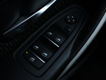 BMW Seria 3 F30-F31-F34 Limuzyna Facelifting 1.5 318i 136KM 2016 BMW 3 318 i, Salon Polska, Serwis ASO, Klima, zdjęcie 14