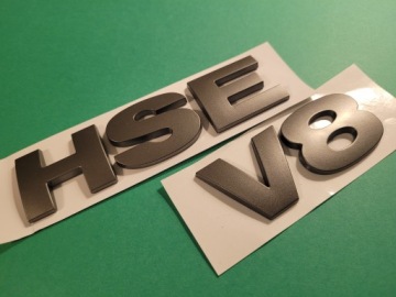 Эмблема Range Rover, надпись HSE V8