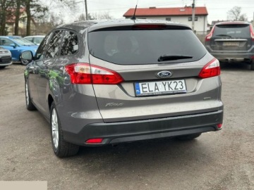 Ford Focus III Kombi 1.0 EcoBoost 125KM 2012 Ford Focus 1.0 EcoBoost STart-Stopp-System Trend 125KM 2012r, zdjęcie 9