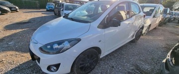 Mazda 2 II 2014 Mazda 2 2014r, 1.6 Diesel. Uszkodzony lewy tyl. Jezdzi. 1.6 Diesel 70KM, zdjęcie 1