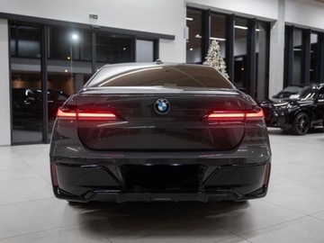 BMW Seria 7 G70 Sedan 3.0 40d 299KM 2026 BMW Seria 7 740d xDrive Sport Sedan 3.0 (299KM) 2026, zdjęcie 2