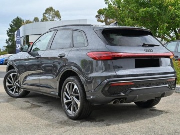 Audi Q5 II SUV Facelifting 2.0 40 TDI 204KM 2026 AUDI Q5 TDI quattro S line Suv 2.0 (204KM) 2026, zdjęcie 1