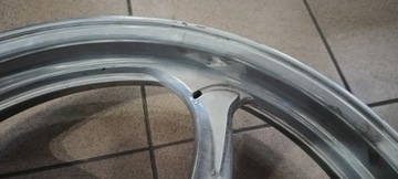 ПЕРЕДНЕЕ ОБОДО Yamaha XV 1900 Raider