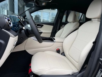 Mercedes GLC C254/X254 SUV 2.0 200d 163KM 2025 Mercedes-Benz GLC GLC200d Coupe z bezowa skora 2.0 Diesel 163KM, zdjęcie 11