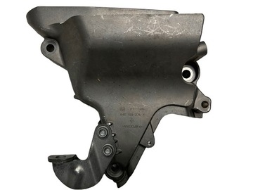 04E199275F SKODA SEAT VW GOLF 7 VII UCHYCENÍ DRŽÁK OPĚRADLO MOTOR