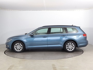 Volkswagen Passat B8 Variant 2.0 TDI BlueMotion SCR 150KM 2016 VW Passat 2.0 TDI, Salon Polska, Automat, VAT 23%, zdjęcie 2