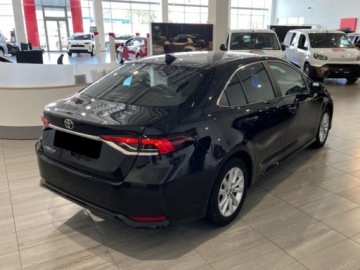 Toyota Corolla XII Sedan Facelifting 1.8 Hybrid 140KM 2025 Od ręki - Comfort 1.8 Hybrid 140KM | Tempomat adaptacyjny!, zdjęcie 4