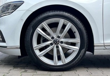 Volkswagen Passat B8 Variant Facelifting 2.0 TDI SCR 150KM 2022 Volkswagen Passat Elegance Pakiety, ACC, Kamera, Podgrzewane 4 fotele, er, zdjęcie 37