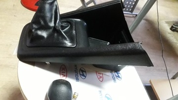 KIA VENGA MIESZEK GAŁKA PANEL ŚRODKOWY KPL