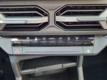 Dacia Bigster 1.2 TCe 140KM 2025 Od ręki - Journey LPG 1.2 mHEV 140KM / Pakiet Parking, Zimowy Plus, zdjęcie 9