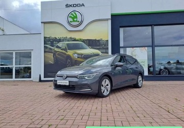 Volkswagen Golf VIII Variant 1.5 TSI 150KM 2021 Volkswagen Golf STYLE 1.5 TSI 150KM Czujniki Tempomat LED Clima ASO