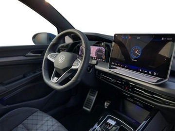 Volkswagen Golf VIII Variant 1.5 eTSI 150KM 2024 Volkswagen Golf 1.5 Benzyna 150KM, zdjęcie 14