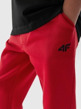 СПОРТИВНЫЕ БРЮКИ ДЛЯ МАЛЬЧИКОВ 4F СПОРТИВНЫЕ БРЮКИ ДЛЯ МЛАДШИХ ДЕТЕЙ, ХЛОПОК AW23M411