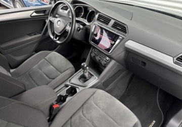Volkswagen Tiguan II SUV 1.5 TSI EVO 130KM 2019 Volkswagen Tiguan SalonPL Comfortline 1.5TSI 130KM App Conect Czuj.Park LE, zdjęcie 11