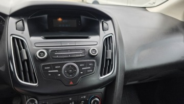 Ford Focus III Kombi Facelifting 1.5 TDCi 95KM 2016 Ford Focus ładny stan , technicznie super, zdjęcie 11