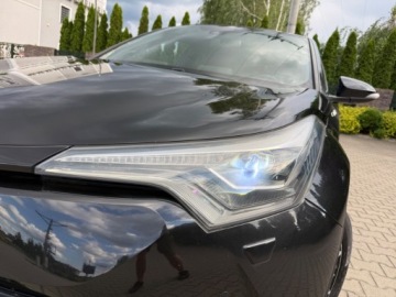 Toyota C-HR I 2017 Toyota C-HR Toyota C-HR 1.8 Hybrid PremiumJBLledyfull opcjajeden wlasciciel, zdjęcie 35