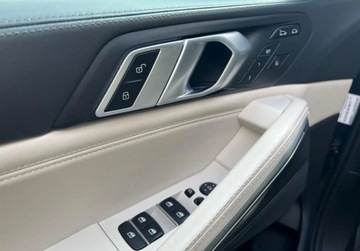 BMW X6 G06 SUV 3.0 30d 265KM 2020 BMW X6 xDrive30d Dostawa pod dom w cenie Dealer BMW Bonkowscy 3.0, zdjęcie 9