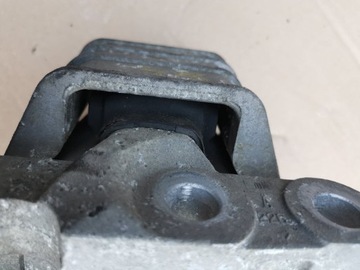 UCHYCENÍ MOTORU OPEL VECTRA C SIGNUM SAAB 93 Z20NET