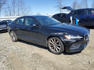 Volvo S60 III 2021 Volvo S60 T5 Momentum 2021 2.0l 2.0 Benzyna 250KM, zdjęcie 4