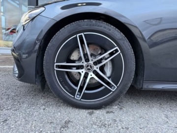 Mercedes Klasa E W214 Sedan 2.0 200 204KM 2025 Od ręki - 200 4MATIC (204KM) AMG Line | Kamera 360 + DIGITAL LIGHT, zdjęcie 8