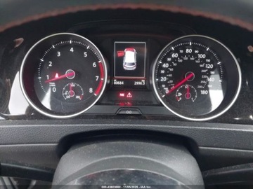 Volkswagen Golf VII 2018 Volkswagen Golf gti, 2018r., 2.0L 2.0 Benzyna 220KM, zdjęcie 10