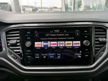 Volkswagen T-Roc I SUV 1.5 TSI ACT 150KM 2021 Volkswagen T-Roc 1.5TSI 150KM Premium DSGKameraNiski PrzebiegACCASOSalon P, zdjęcie 18