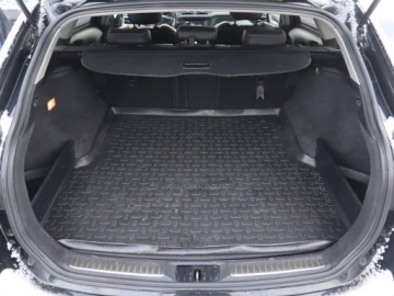 Toyota Avensis III Wagon Facelifting 2015 2.0 D-4D 143KM 2018 Toyota Avensis 2.0 D-4D, Salon Polska, zdjęcie 13