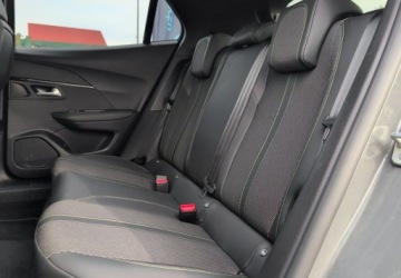 Peugeot 2008 II e-SUV Facelifting Elektryczny 54kWh 156KM 2023 Peugeot 2008 e-2008 54kWh GT SalonPL 156KM Najmocnieszy Bogata Opcja Od Re, zdjęcie 24