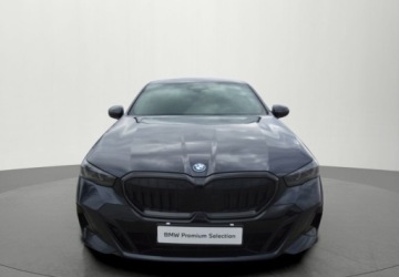 BMW Seria 5 G90-91 Sedan Plug-In 3.0 50e 489KM 2024 BMW Seria 5 550e 489KM xDrive M Sport Adaptive LED BowersWilkins Ambiente, zdjęcie 4