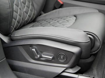 Audi Q7 II 2026 AUDI Q7 60 TFSI e quattro S Line Suv 3.0 (490KM) 2026, zdjęcie 16