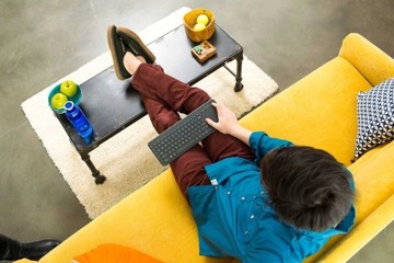 Беспроводная мультимедийная клавиатура Microsoft с сенсорной панелью USB N9Z-00022