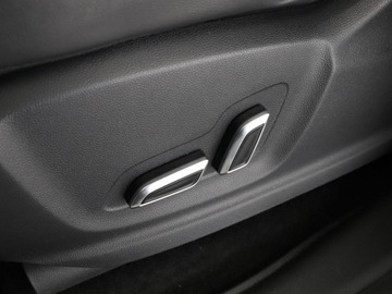 MG HS 2023 MG HS Automat panorama Skóra Virtual Kamera, zdjęcie 19